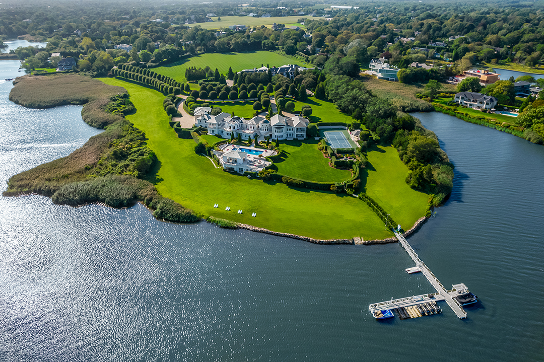A Mansion That Was Part Of The Hamptons Biggest Sale Of 2021 Lists Separately For 72m Aerial