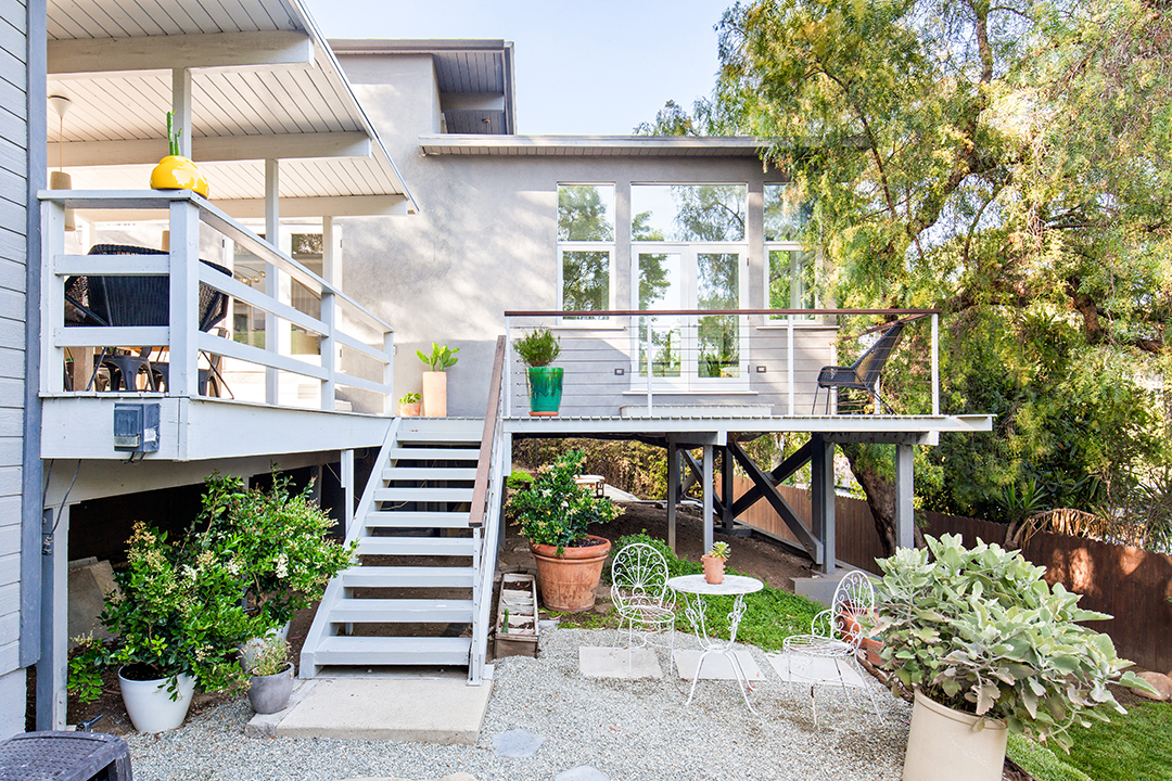 Emily Ratajkowski Boho Chic Midcentury Home In Echo Park Lists For 2 2m 26
