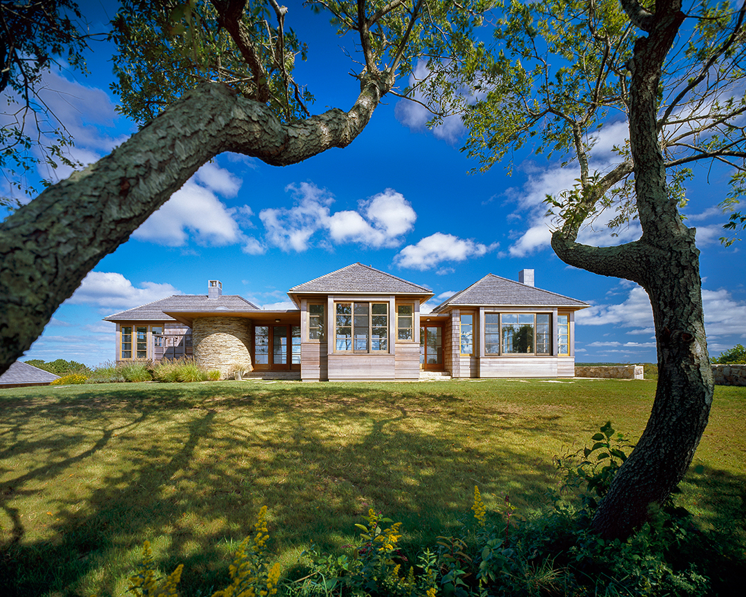 Contemporary And Classic Meet At This 15m Shingle Style Home On Marthas Vineyard A