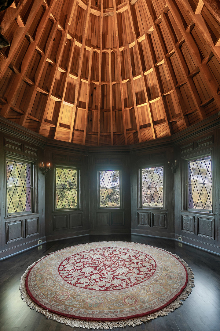 Kat Von D Lists Her Daring La Victorian Previously Used To Film Cheaper By The Dozen 357 Lorraine 62