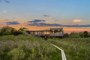 Landscape Designer Edwina Von Gals Circa 1974 Waterfront Oasis Asks 11 5m In East Hampton C