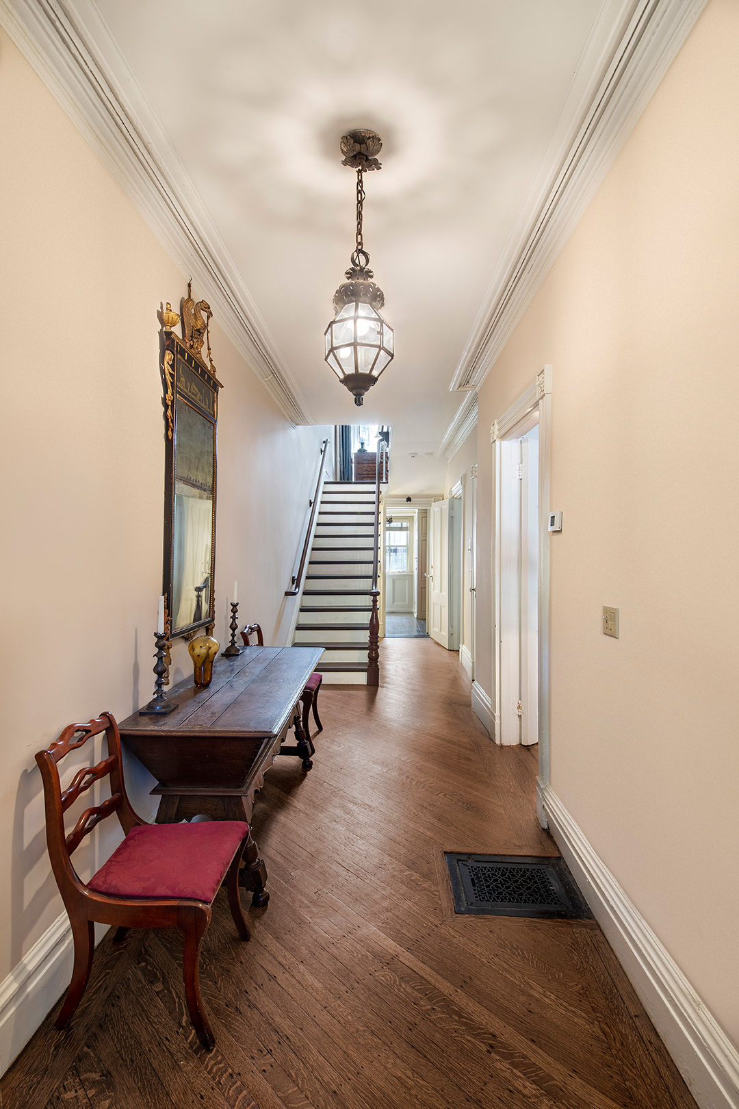 44 Stuyvesant East Village Townhouse 15