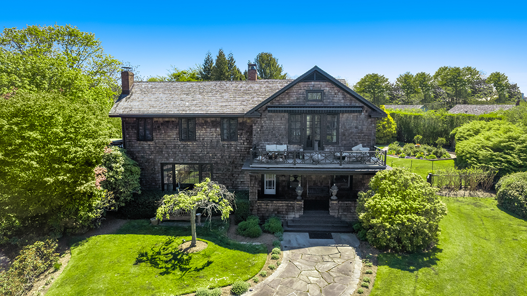 Its All About The Gorgeous Grounds At This 12m Sagaponack Estate C