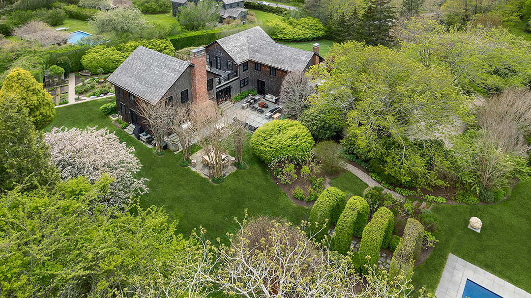 Its All About The Gorgeous Grounds At This 12m Sagaponack Estate F