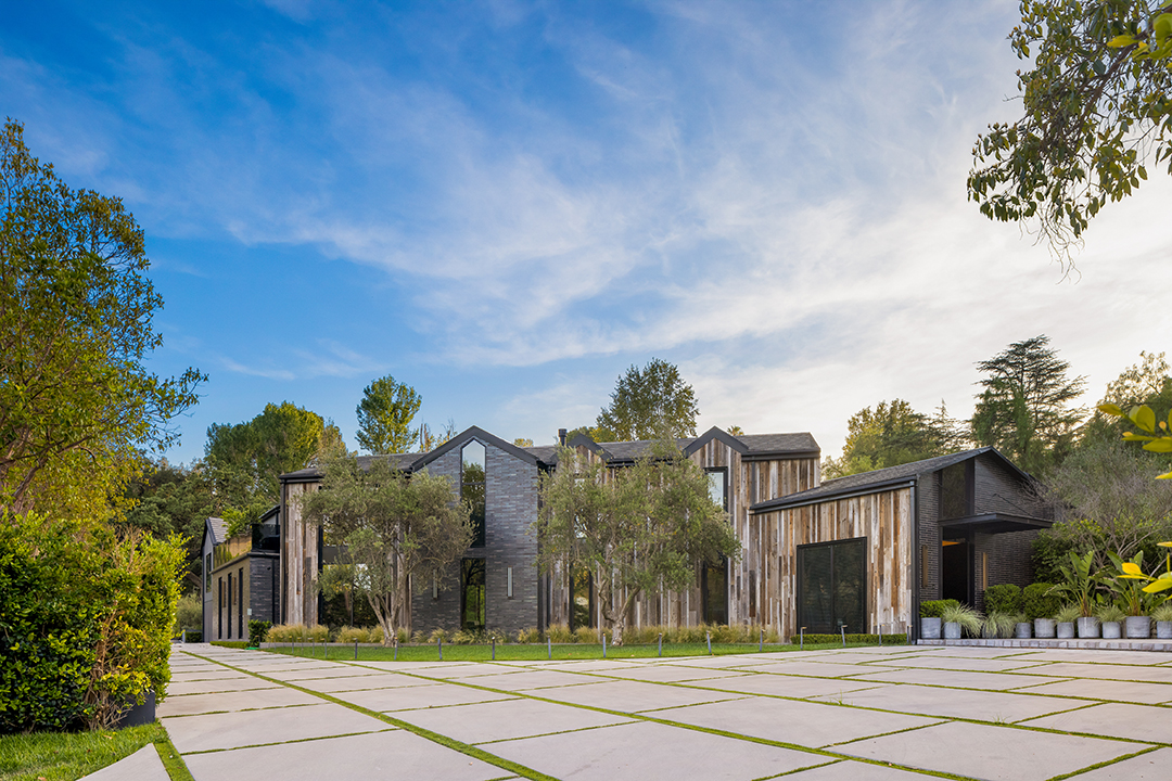 Nba Star Ben Simmons Seeks 23m For Cool Modern Farmhouse In Hidden Hills 002