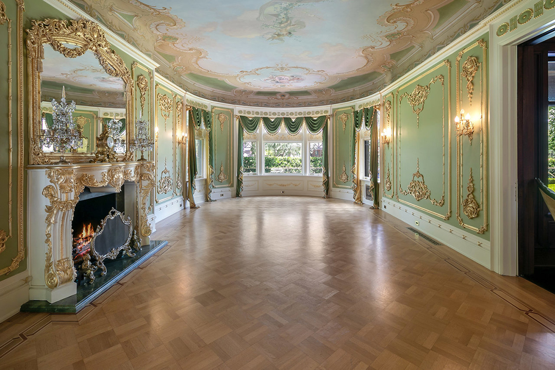 Kat Von D Lists Her Daring La Victorian Previously Used To Film Cheaper By The Dozen 357 Lorraine 13