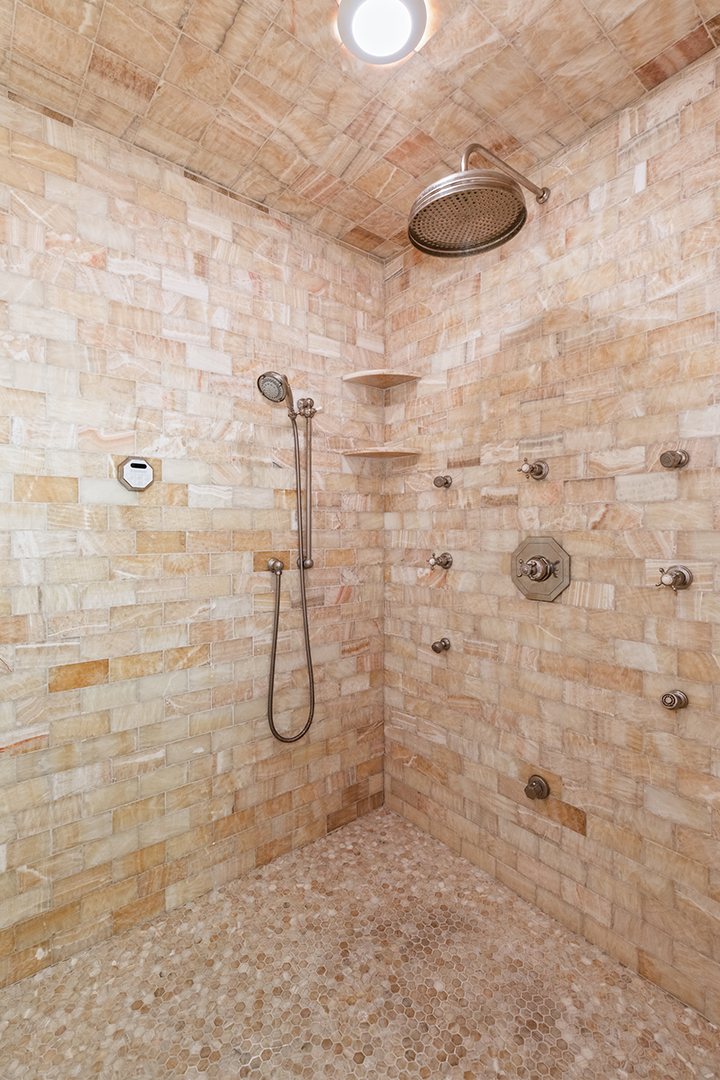 Yankees Legend Mariano Rivera Finally Parts Ways With Westchester County Mansion V