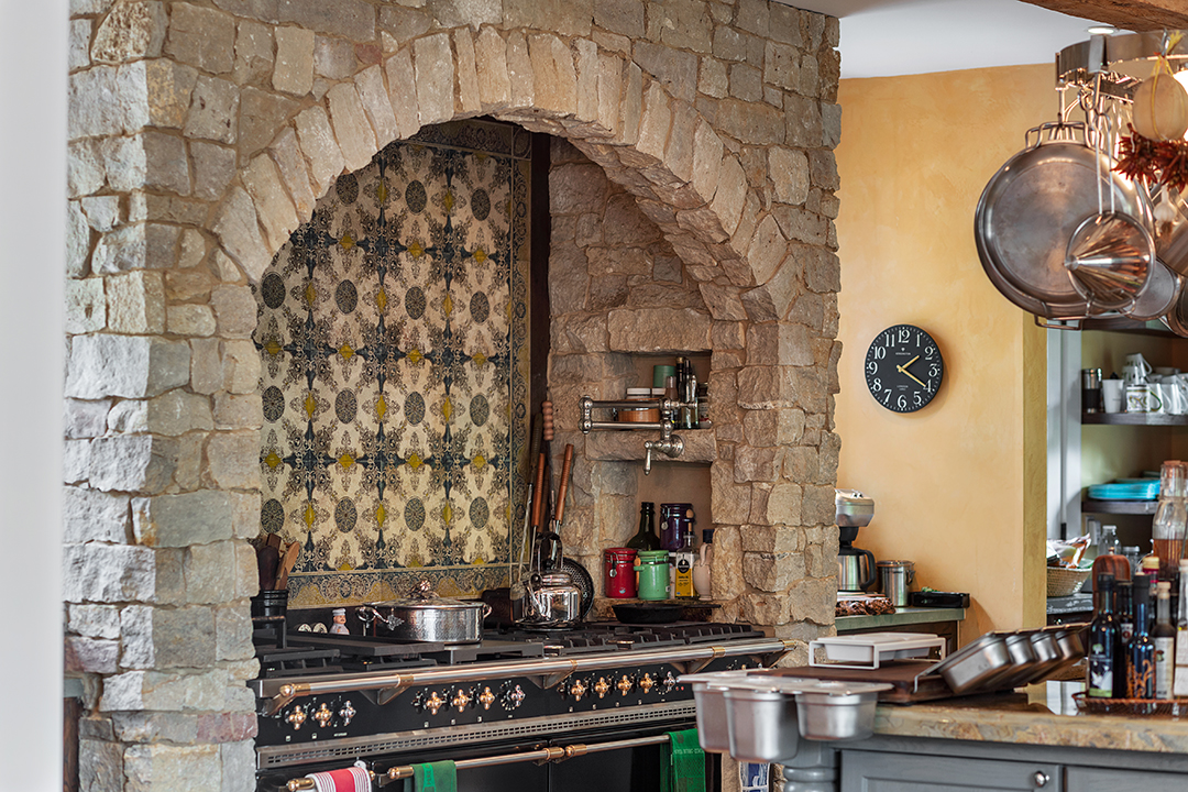 Its All About The Gorgeous Grounds At This 12m Sagaponack Estate Kitchen