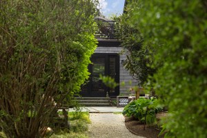 Its All About The Gorgeous Grounds At This 12m Sagaponack Estate Aa