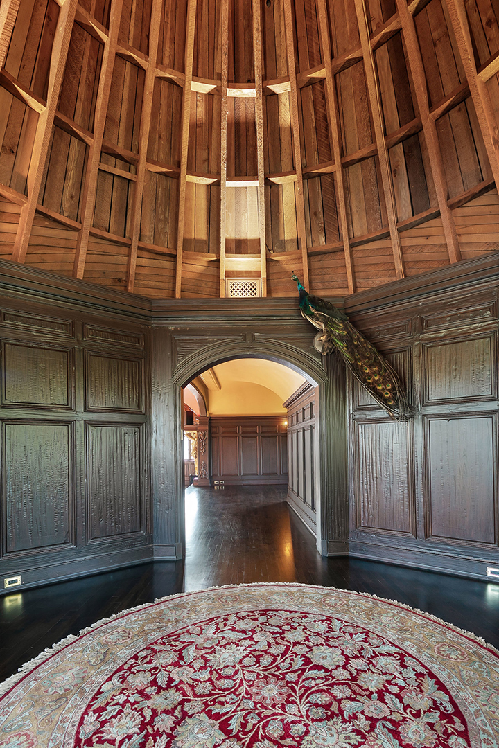 Kat Von D Lists Her Daring La Victorian Previously Used To Film Cheaper By The Dozen 357 Lorraine 61