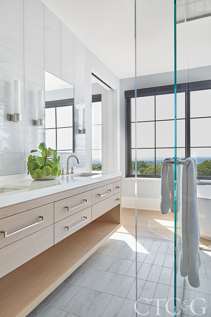 Falotico Master Bath 2 Louise Brooks Ph Jennifer Holt