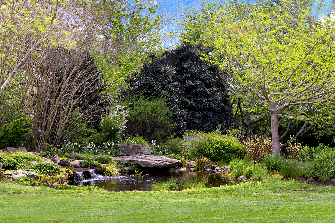 Its All About The Gorgeous Grounds At This 12m Sagaponack Estate Pond