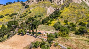 The Ranch Style California Home Johnny Cash Built In The 1960s Just Listed For 1 8m A