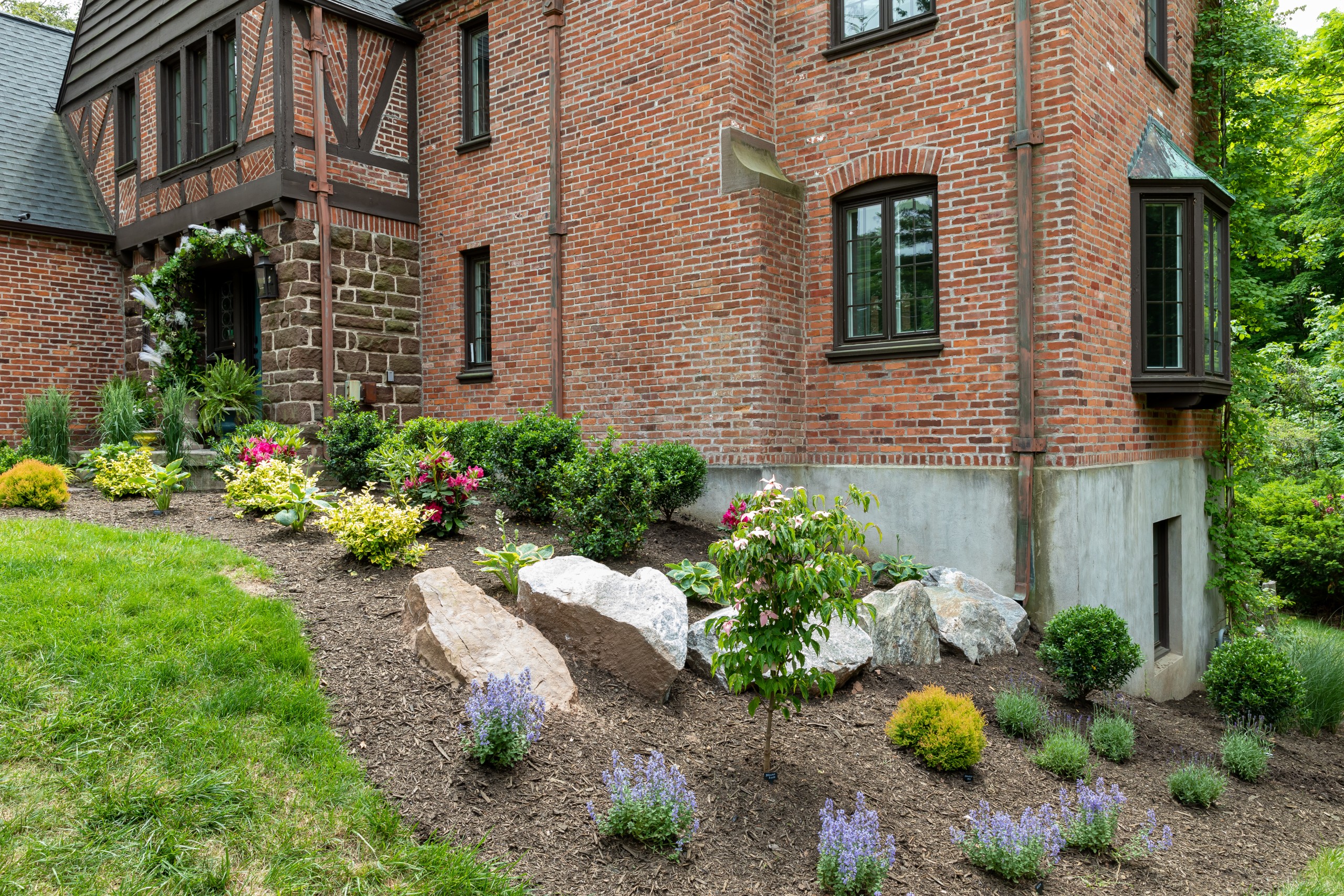 Ctcg Fionaleonard Exteriorfront 004