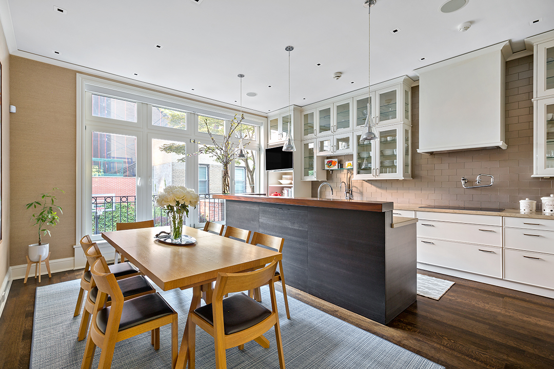 Carrie Fisher Debbie Reynolds Former Upper East Side Apartment 21