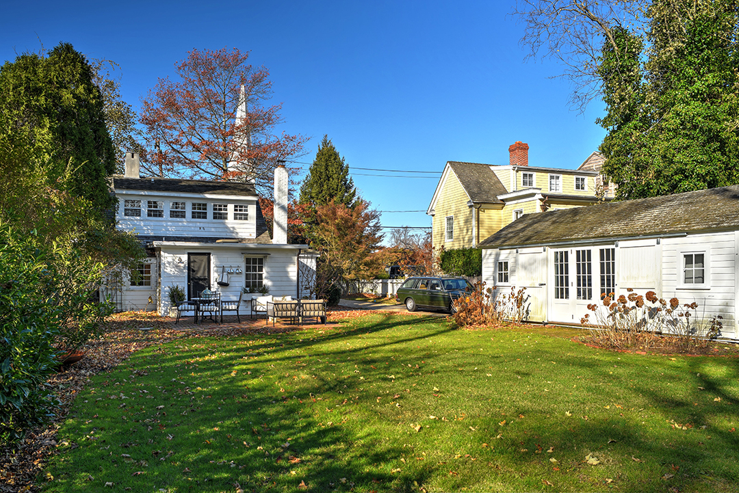 The Oldest Home In The Hamptons Is Currently Listed For 2 4m 64 Union St Rear4
