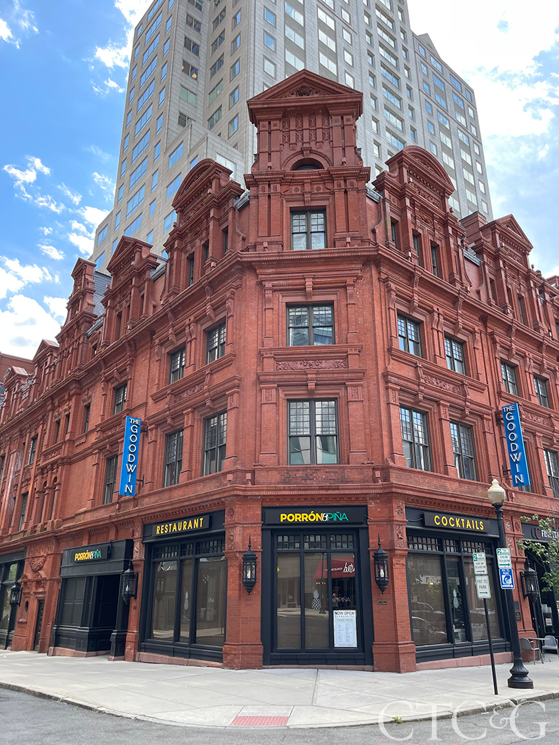 The Goodwin Hotel And Bar Pina