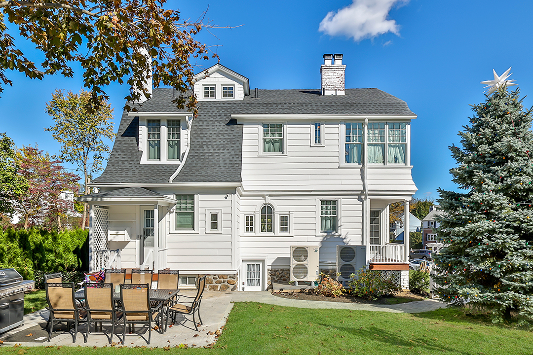 Yankees Legend Lou Gehrig Once Owned This New Rochelle Charmer Now Up For Sale O