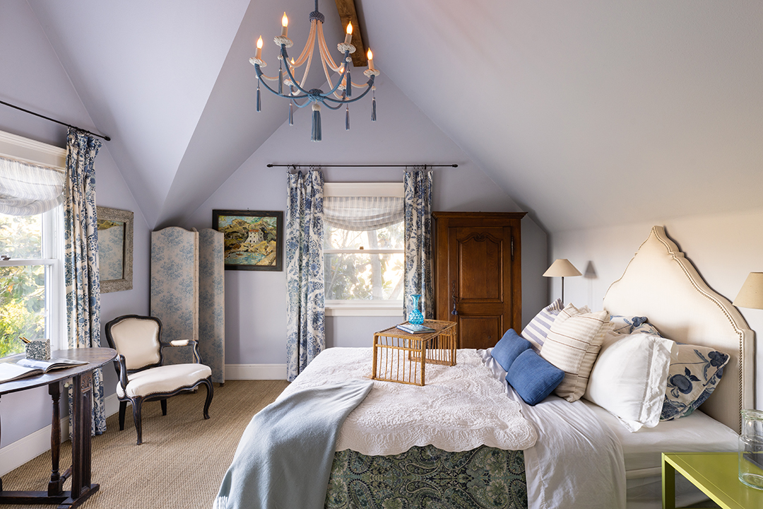 Designer Helene Aumonts Countryside California Home Harkening To France Lists For 5 8m M