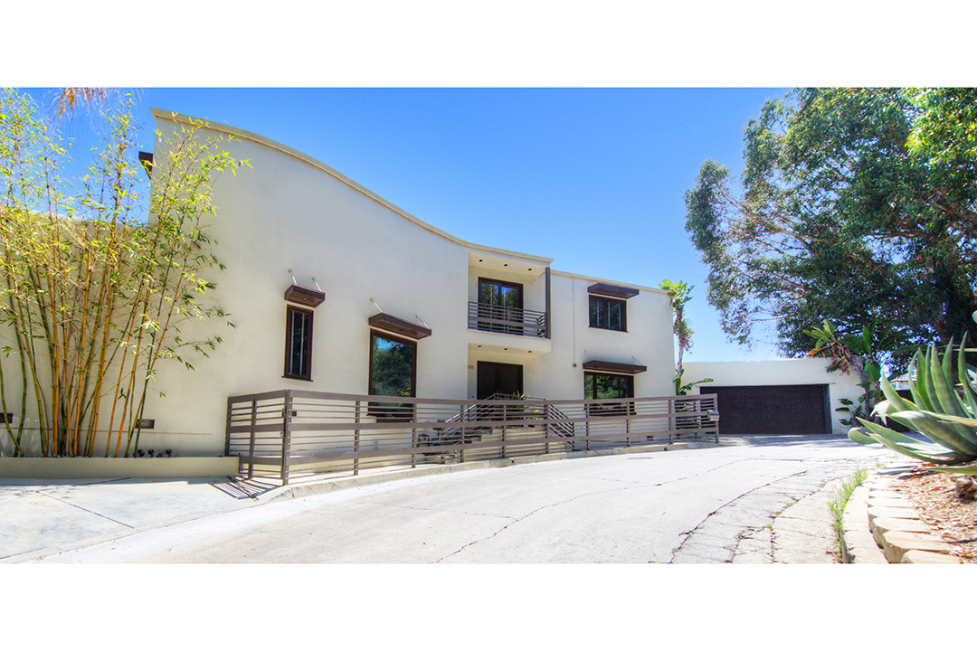 Greta Garbos Former Beverly Hills Home Hits The Market For 12m 01