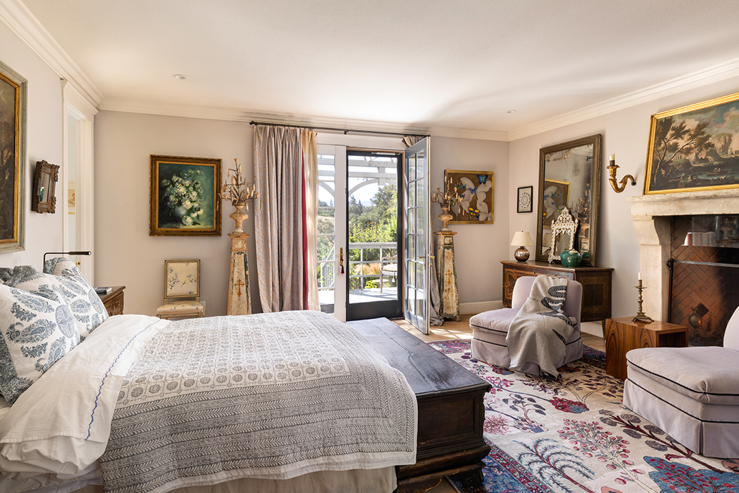 Designer Helene Aumonts Countryside California Home Harkening To France Lists For 5 8m L