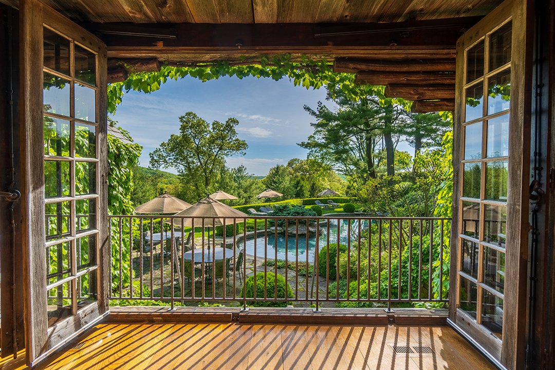 A Storybook Bedford Corners Property Dubbed Rockledge Farm Lists For 16 5m Pool House View