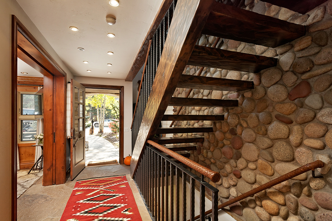Rhobhs Kyle Richards And Mauricio Umansky List Their Luxurious Aspen Getaway 09