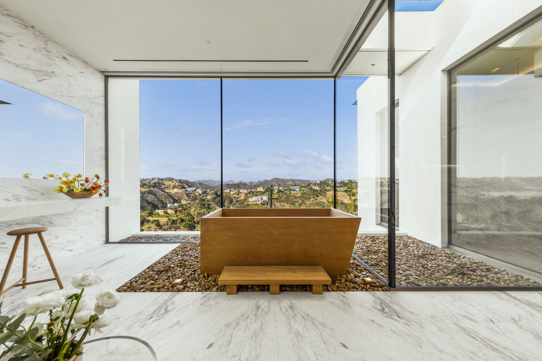 17 Honey Cofounder Bel Air Mansion Tub By Joe Bryantjpg