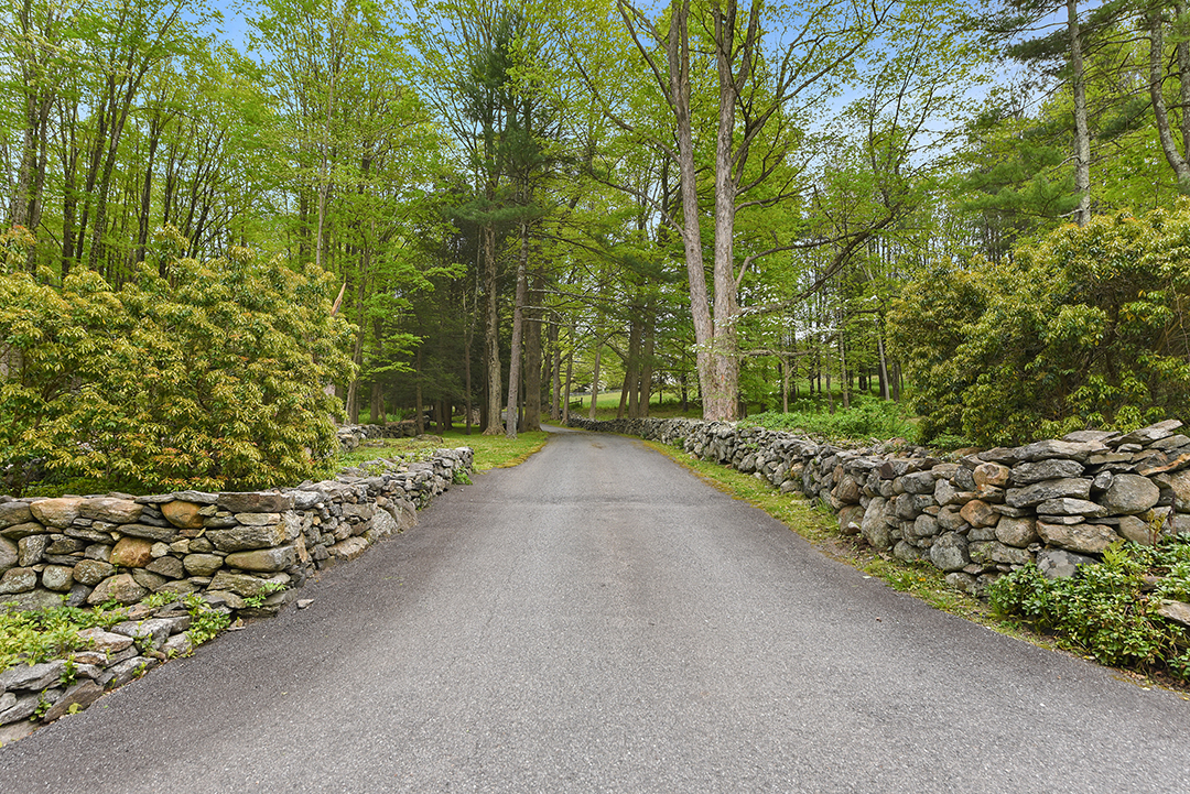 Old Hollywood Actress Tallulah Bankhead Lived An Eccentric Life At This Ny Estate Asking 7 5m 0255 1