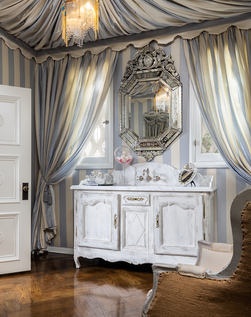 Ozzy Osbourne And Sharon Osbourne Ask 18m For Their Hancock Park Home 017