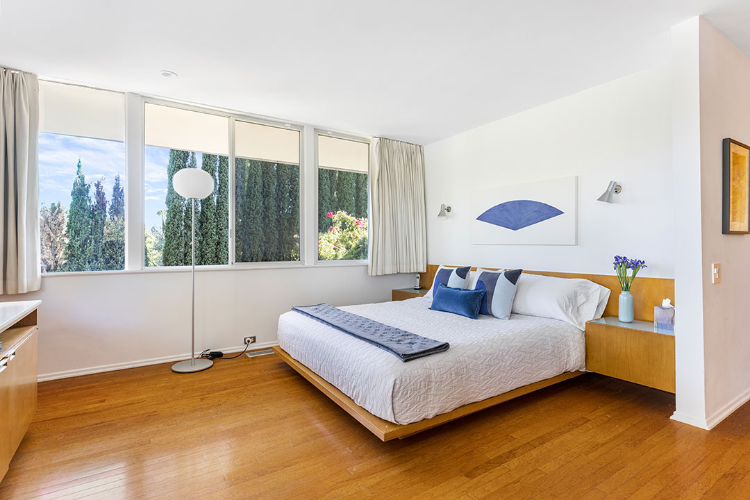 Master Bedroom Richard Neutra Woodland Hills 9
