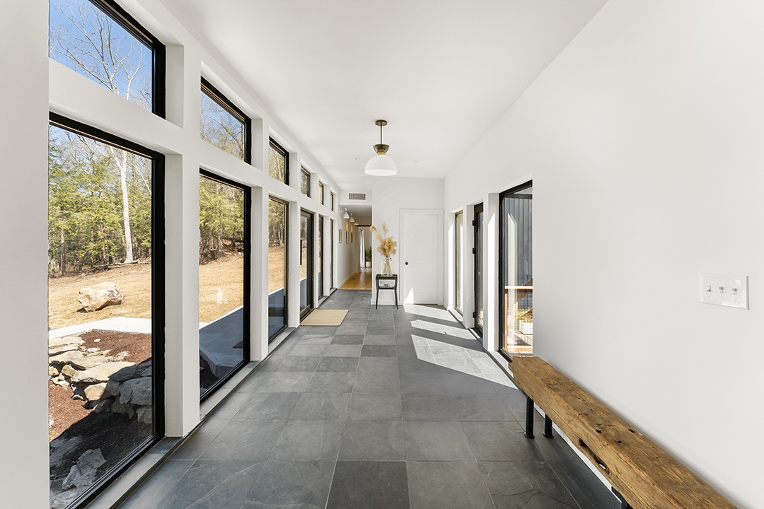 A Designers Midcentury Modern Dazzles On The Market After A Hefty Makeover 87 Shinar Mt Rd Full 18