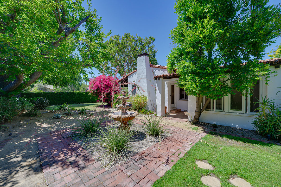 Willie Garson La House Courtyard
