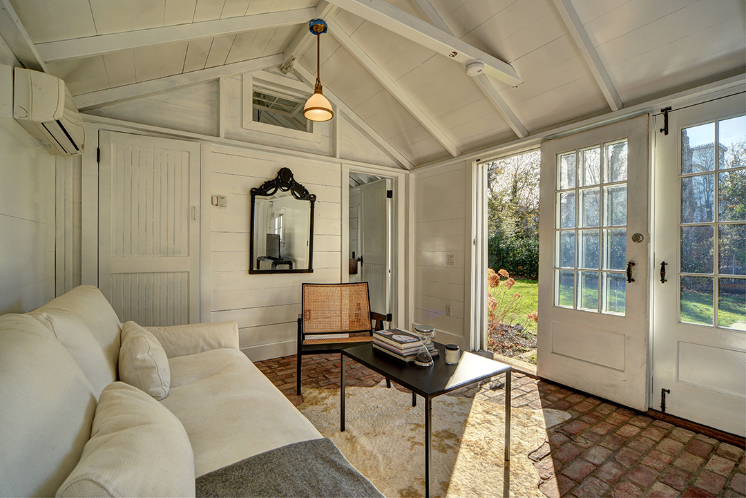 The Oldest Home In The Hamptons Is Currently Listed For 2 4m 64 Union St Studio2
