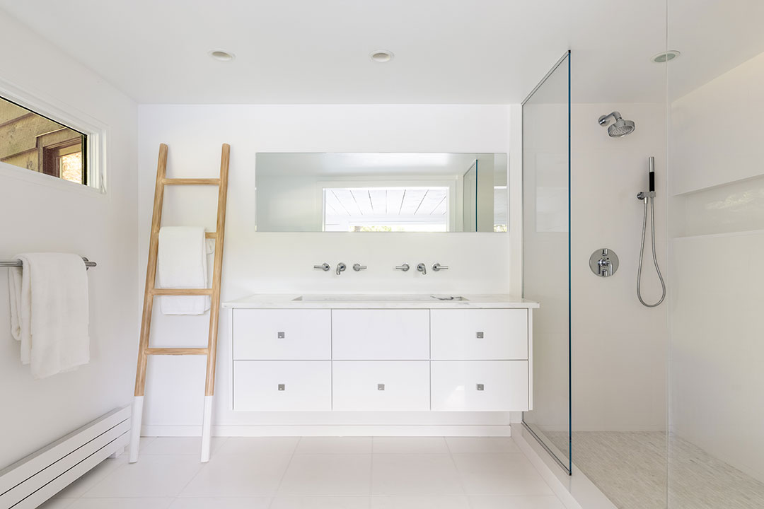 Bathroom Atwater Berkshires
