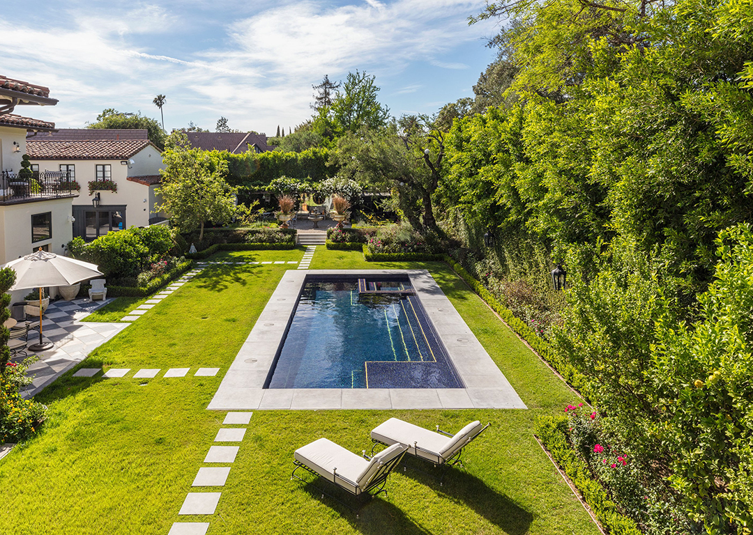 Ozzy Osbourne And Sharon Osbourne Ask 18m For Their Hancock Park Home 035