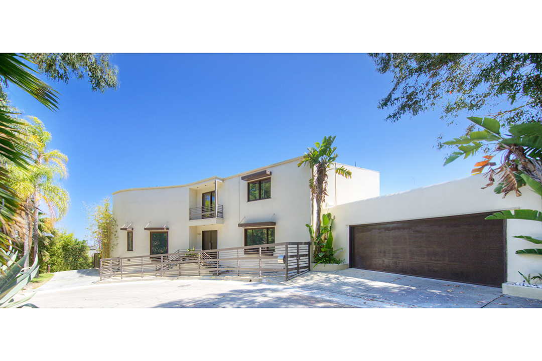 Greta Garbos Former Beverly Hills Home Hits The Market For 12m 03 1