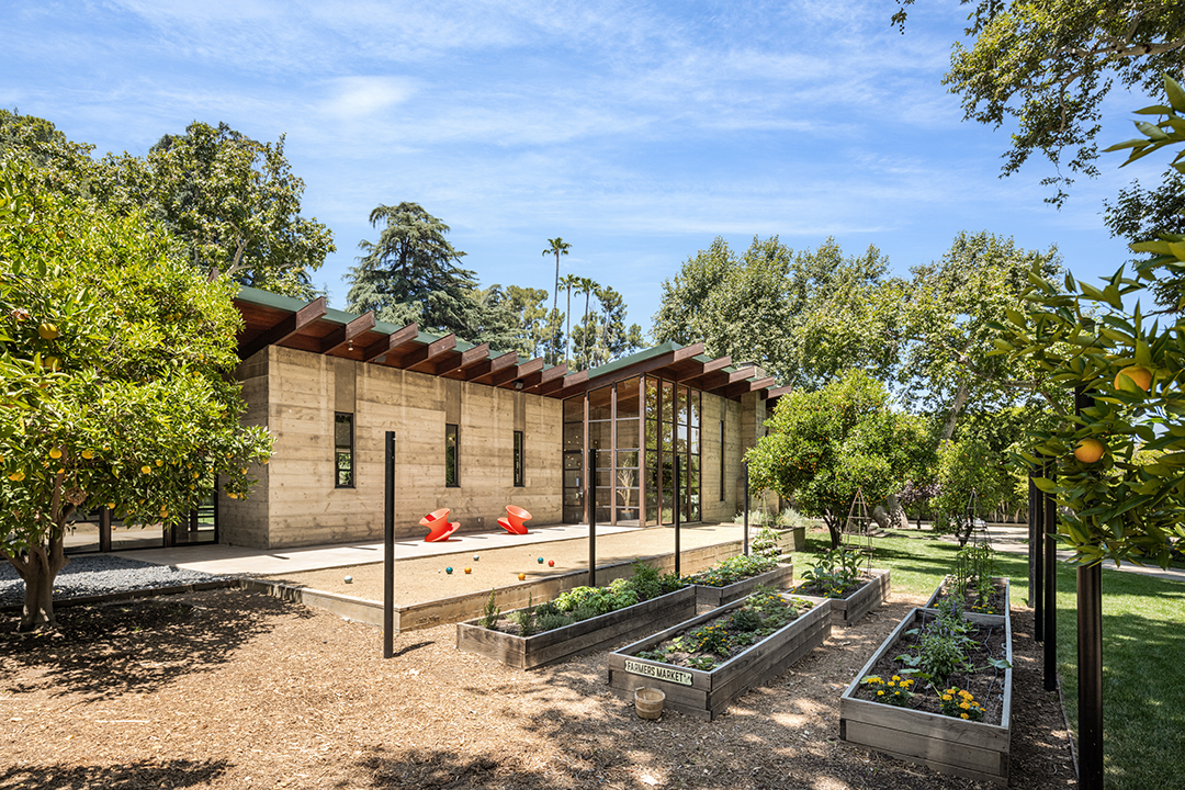 How I Met Your Mother Star Lists 18m Encino Home Frequently Used For Filming S