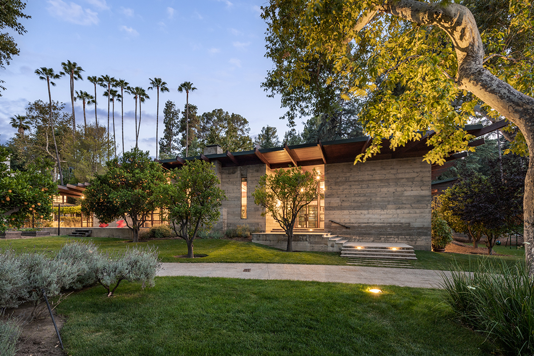 How I Met Your Mother Star Lists 18m Encino Home Frequently Used For Filming C