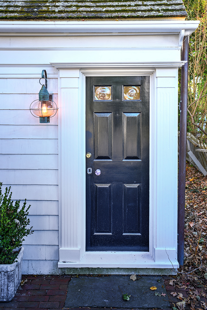 The Oldest Home In The Hamptons Is Currently Listed For 2 4m 64 Union St Front3