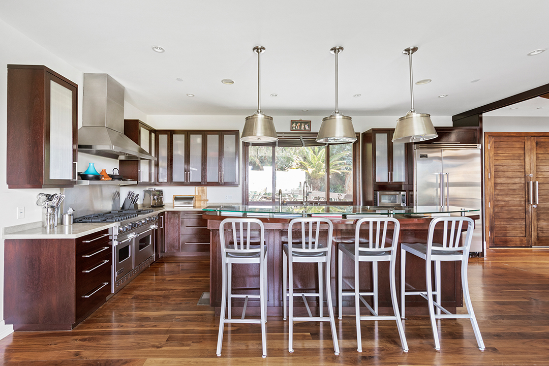 Greta Garbos Former Beverly Hills Home Hits The Market For 12m 14 1