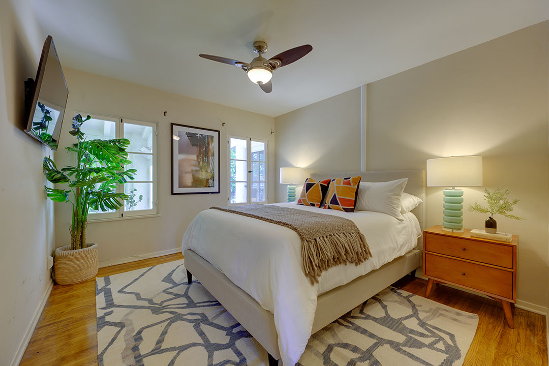 Willie Garson La House Bedroom