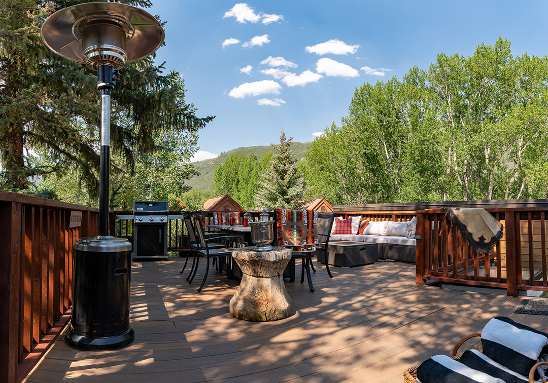 Rhobhs Kyle Richards And Mauricio Umansky List Their Luxurious Aspen Getaway 15