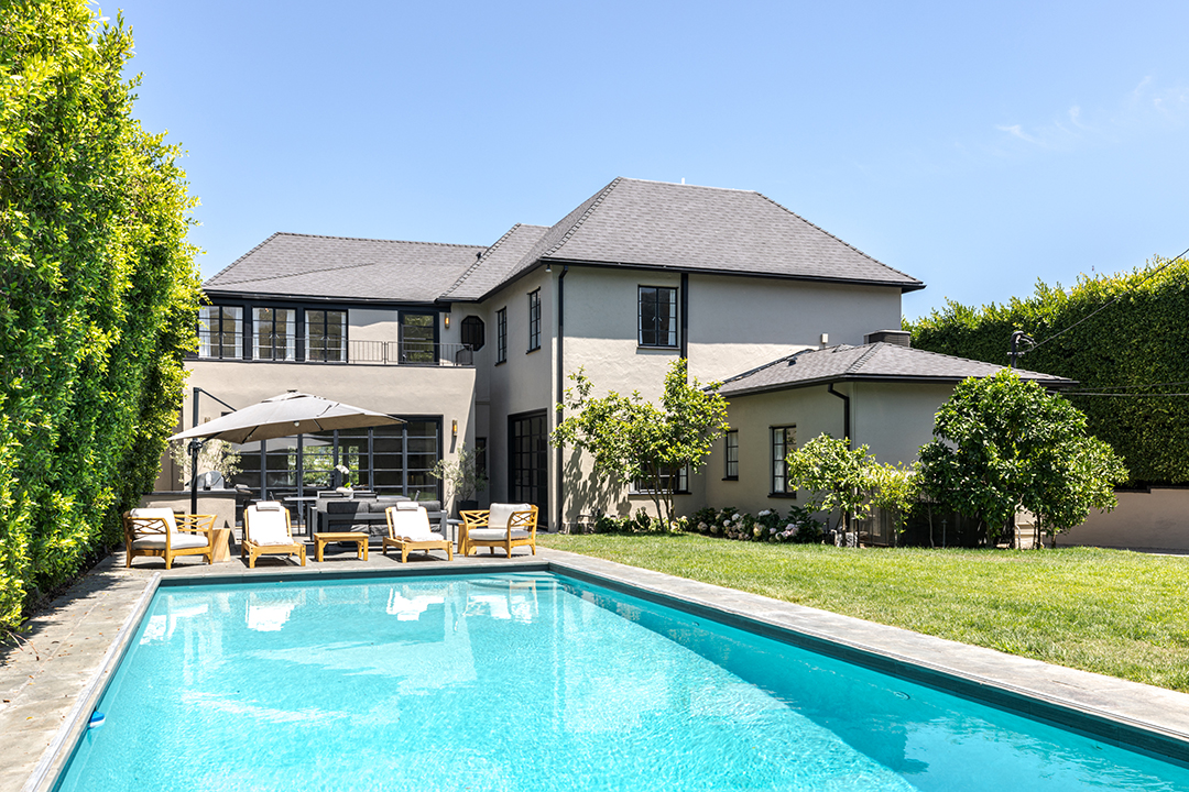 Leonardo Dicaprio Looks To Rent Out A Charming Beverly Hills House For 32500 Month 55