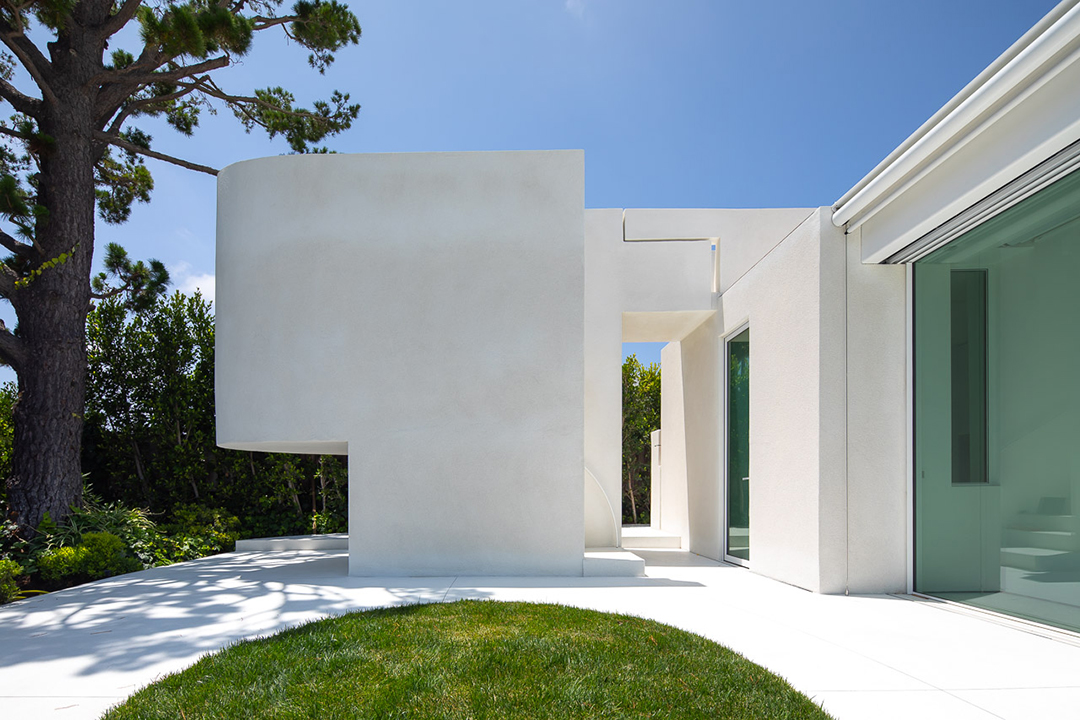 Renowned Architect Miguel Angel Aragones Lists Minimalist Yet Groovy Beverly Hills Masterpiece 510 Arkell 94