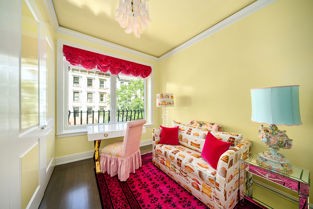 Exuberant Interiors By Sasha Bikoff Beckon At This Upper East Side Apartment Asking 5m F