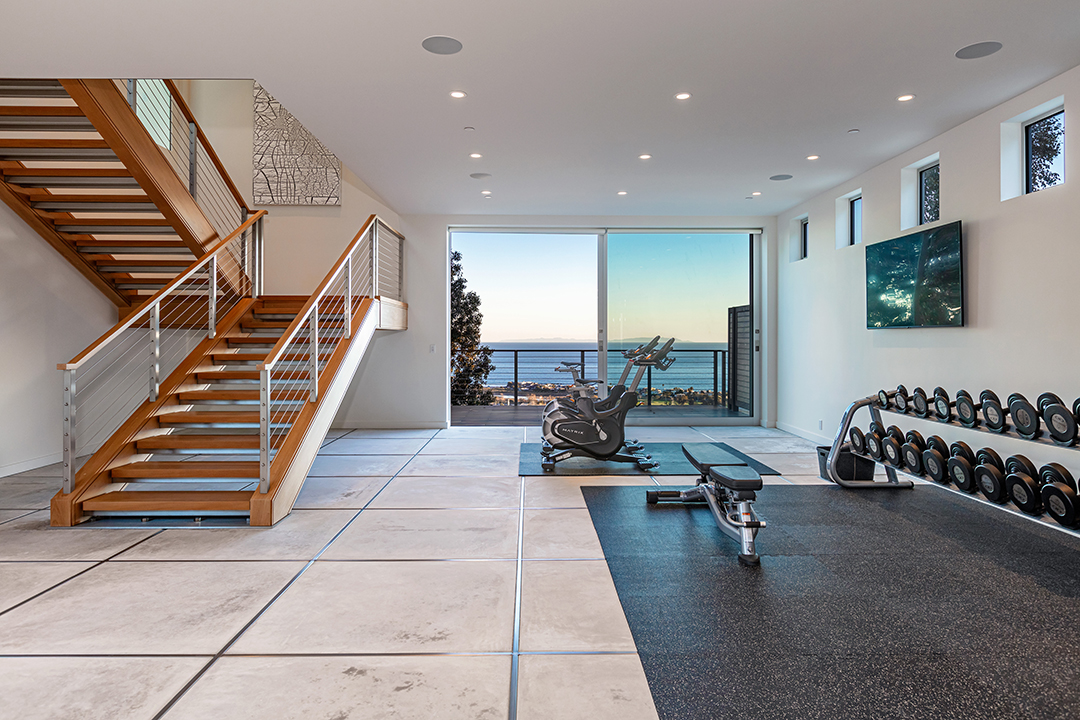 Explore A Malibu Mansion With Unreal Ocean Views Listed For 35m 23800malibucrestdrive068