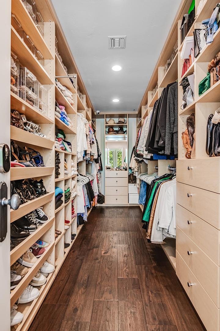 Bel Air Home Custom Built And Signed By Basketball Great Magic Johnson Lists For 14 5m 0072