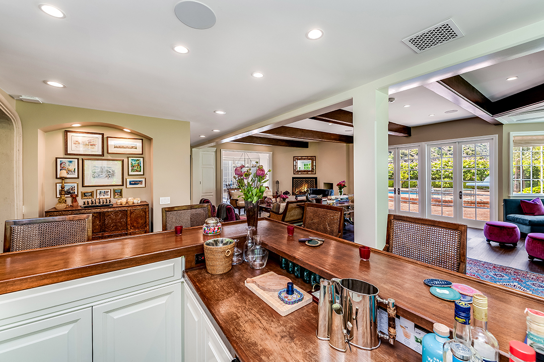 Bel Air Home Custom Built And Signed By Basketball Great Magic Johnson Lists For 14 5m 0019