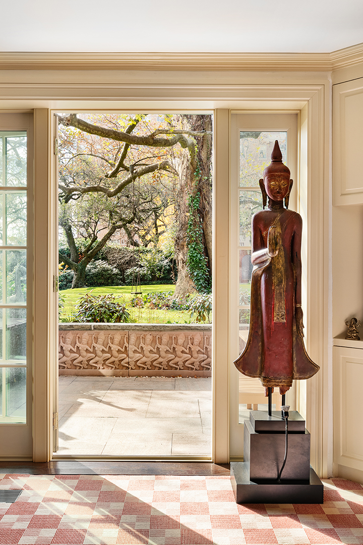 The Most Famous Woman In China Asks 28m For Beautifully Reimagined Sutton Place Townhouse Patio Door